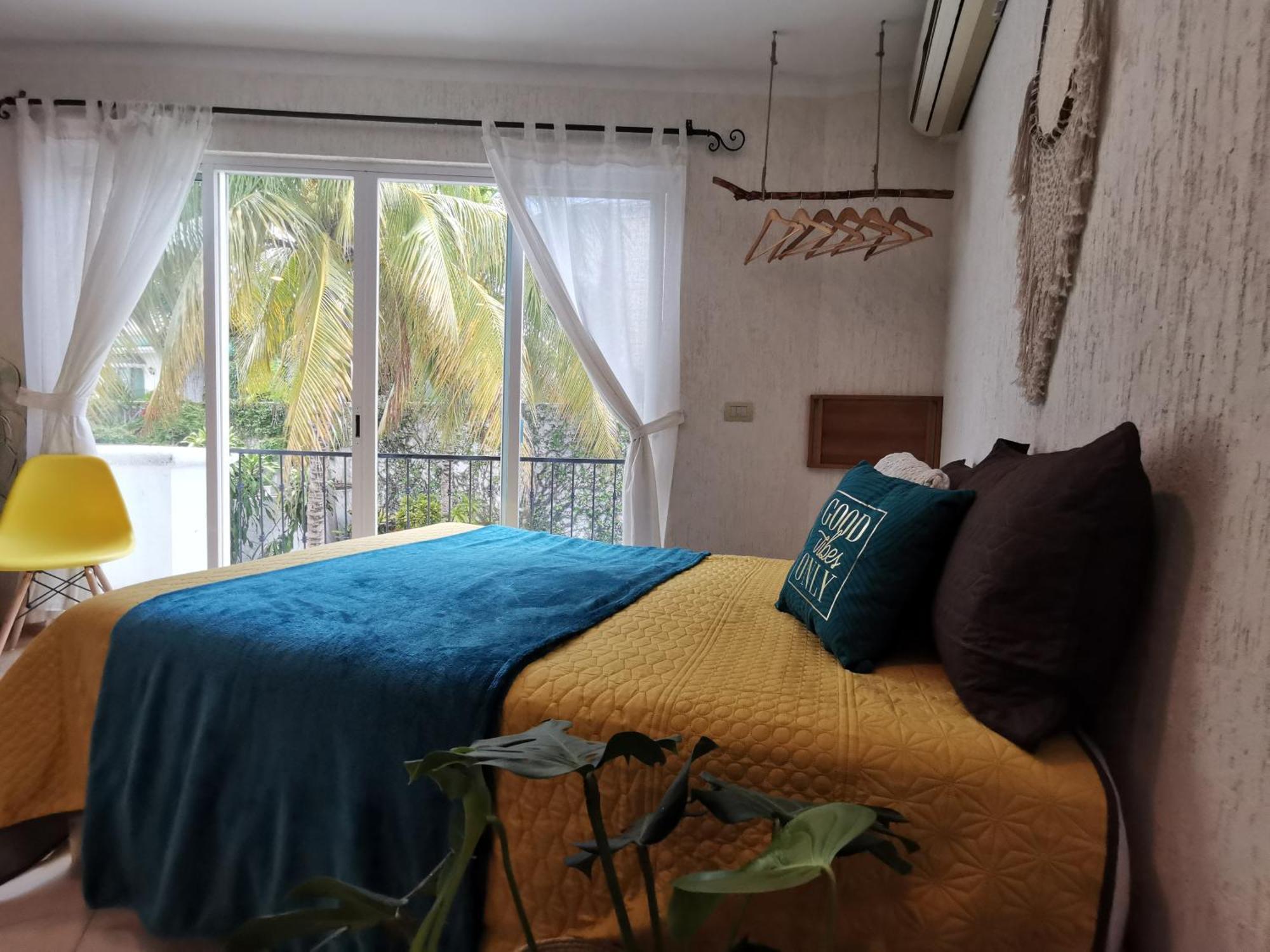 Beautiful & Cozy Near Beach Apartment Pool & Kingsize Bed 칸쿤 객실 사진
