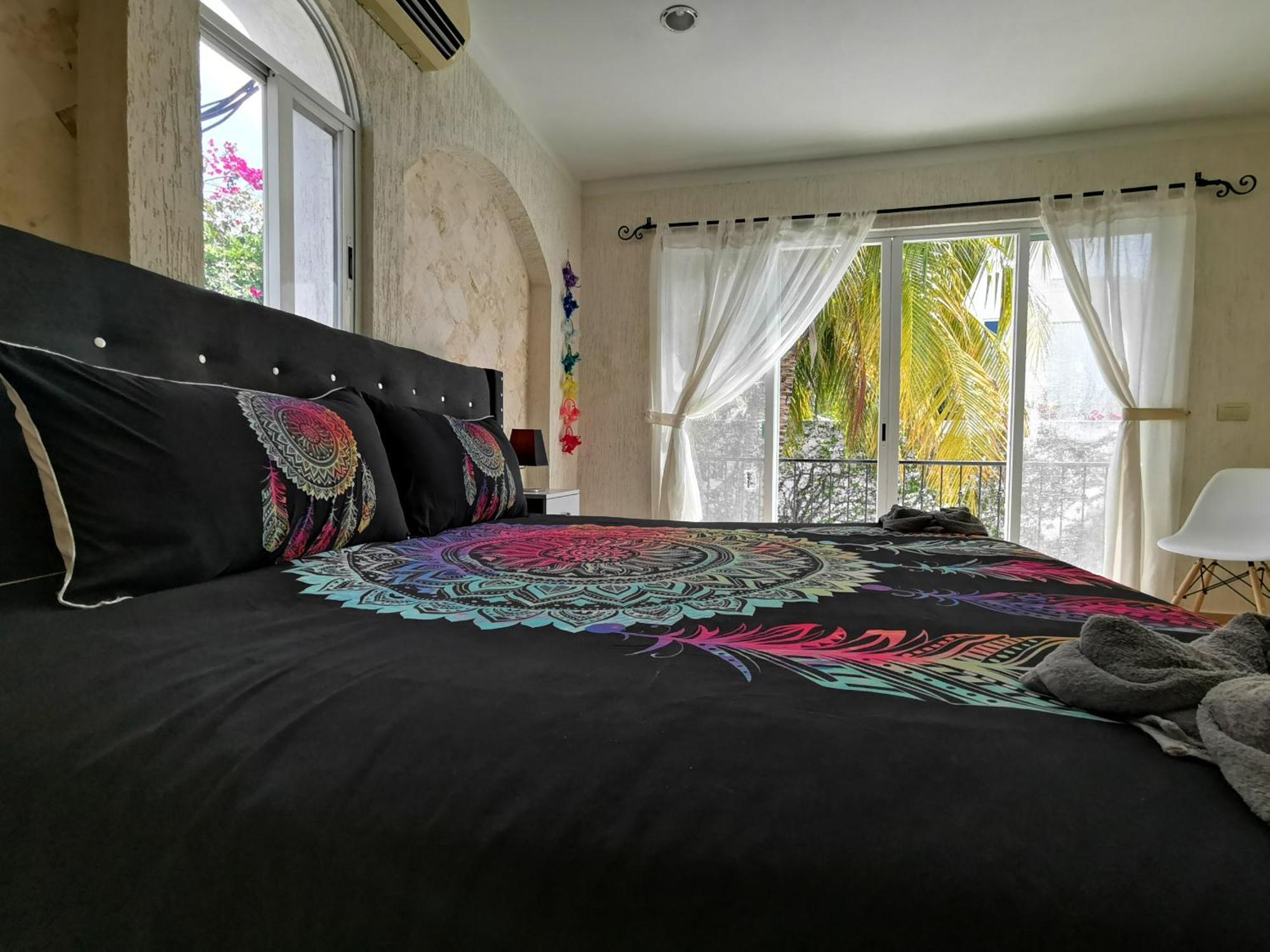 Beautiful & Cozy Near Beach Apartment Pool & Kingsize Bed 칸쿤 객실 사진