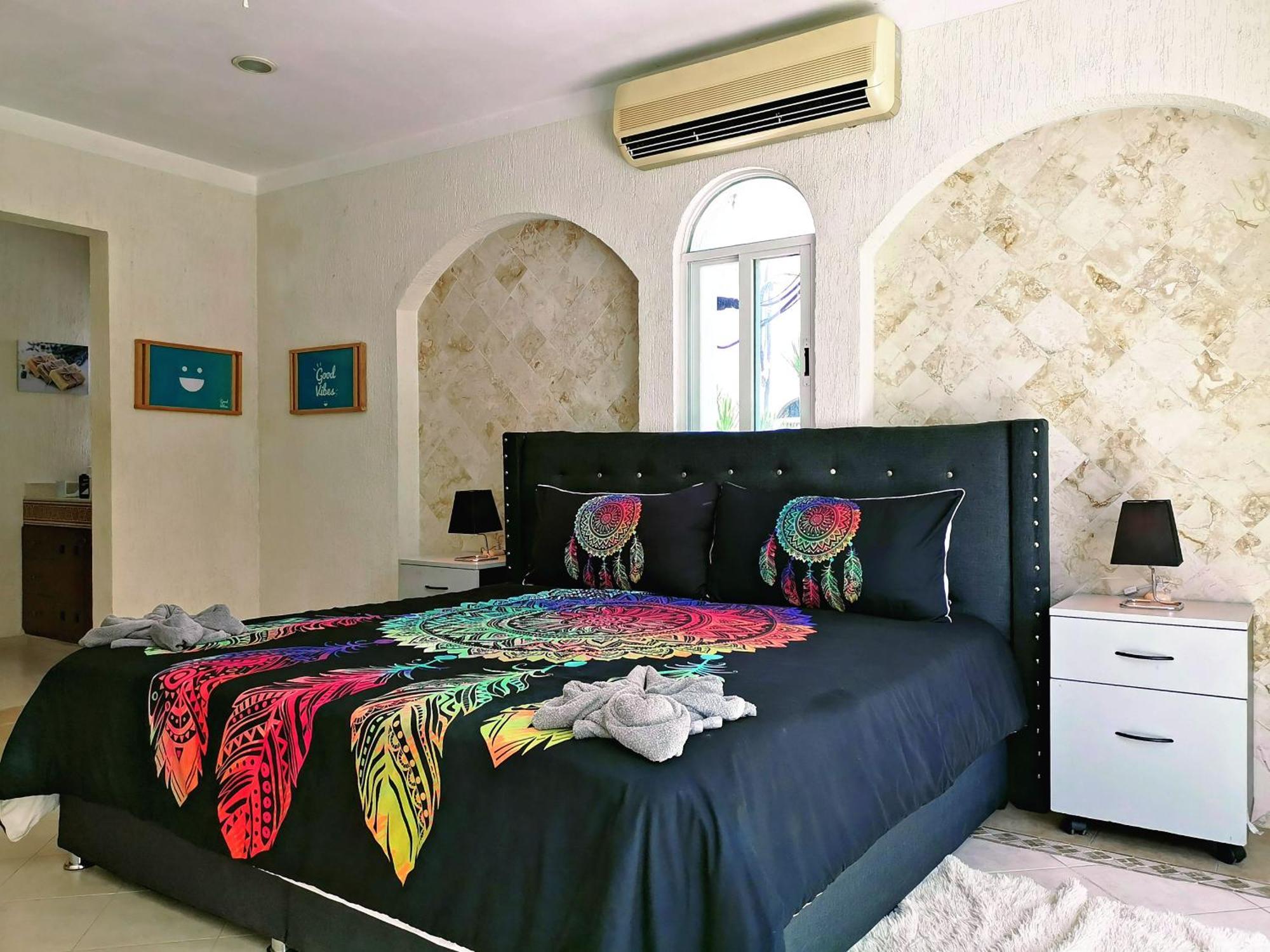 Beautiful & Cozy Near Beach Apartment Pool & Kingsize Bed 칸쿤 객실 사진